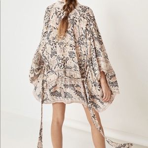 Spell oasis short robe. NWT